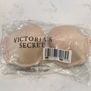 Victoria’s Secret Lightly Lined Full Coverage Bra. 34C NWT